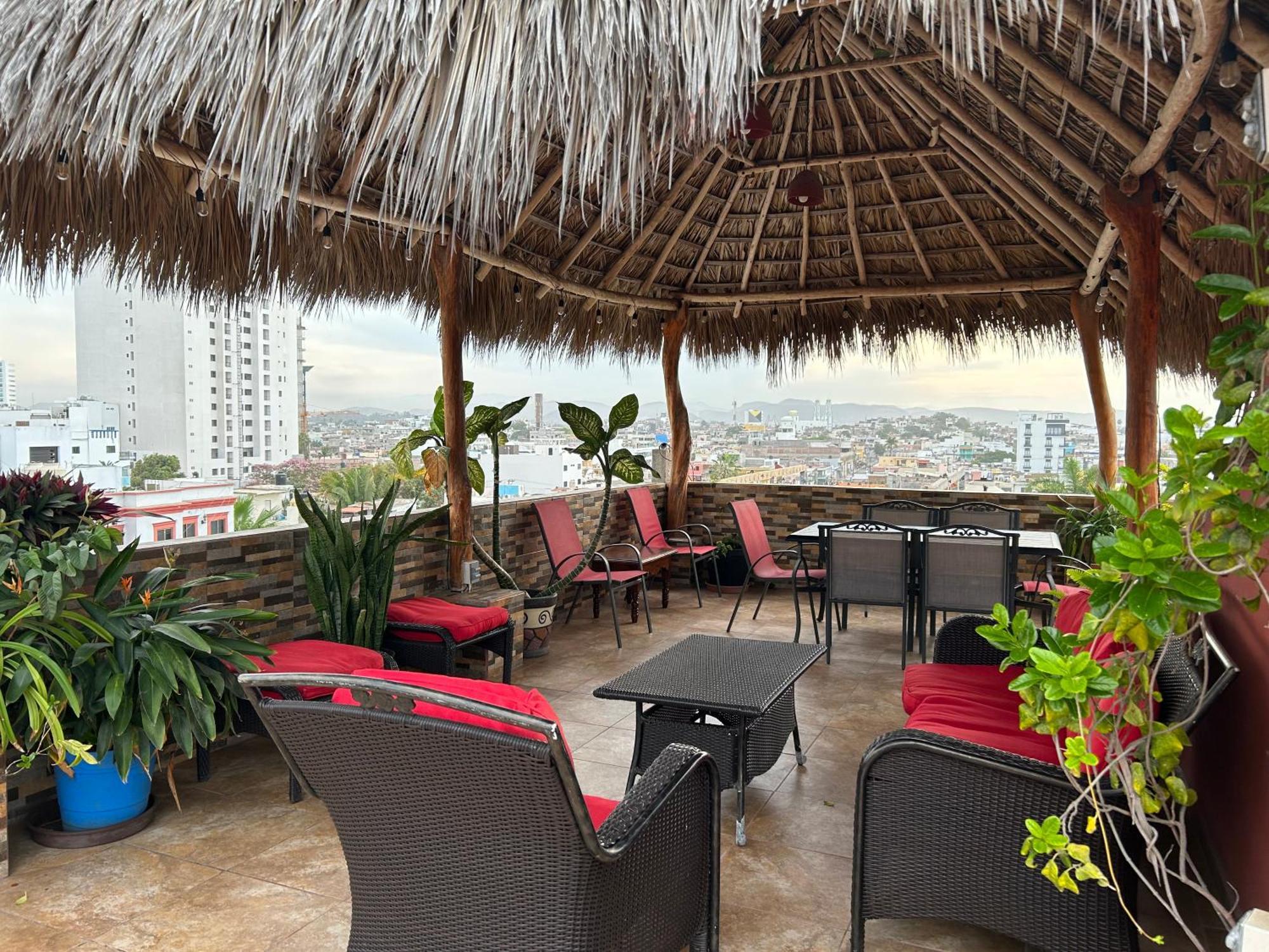 Casa De La Alegria 2 Apartments Мазатлан Екстер'єр фото